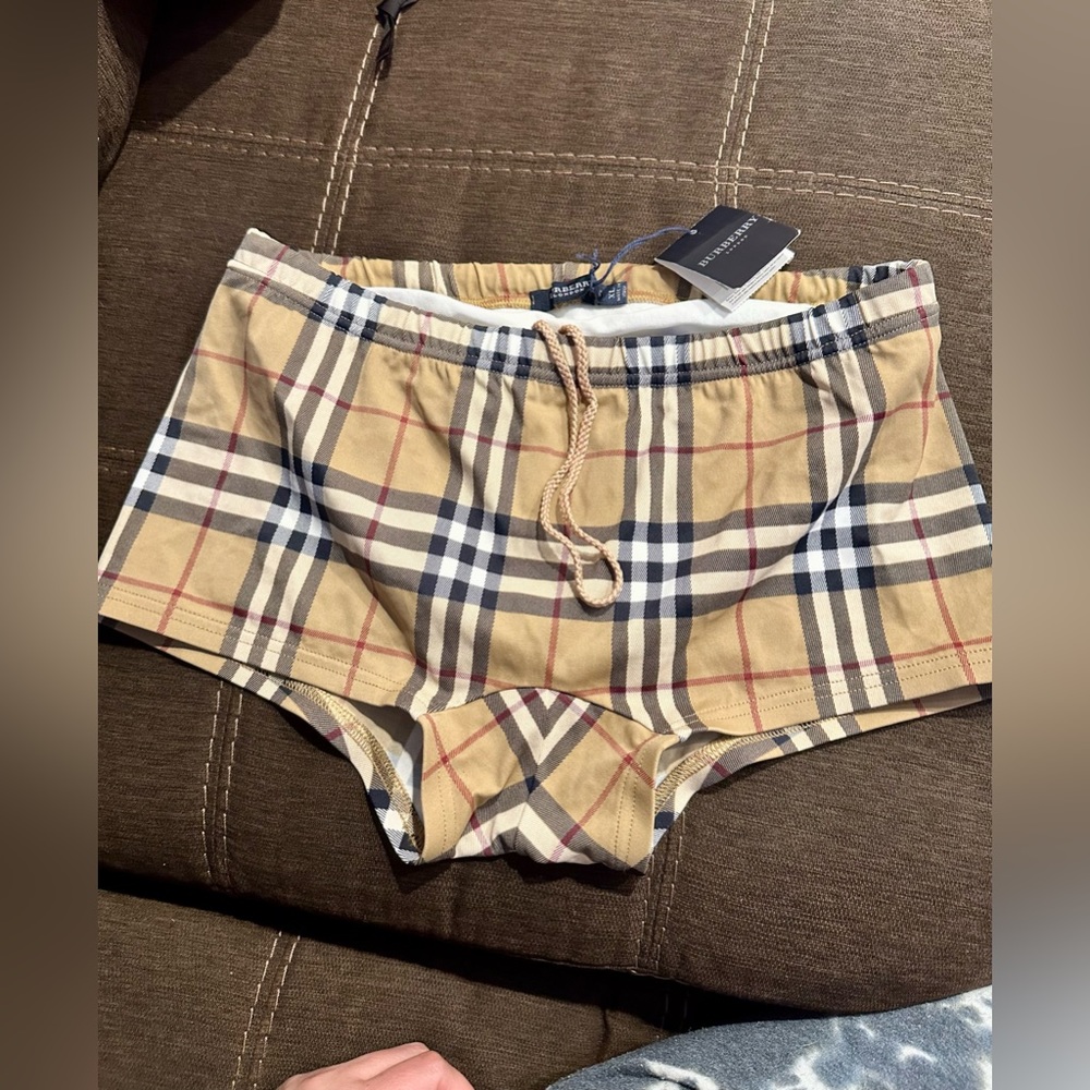 Burberry bottom Sz XL